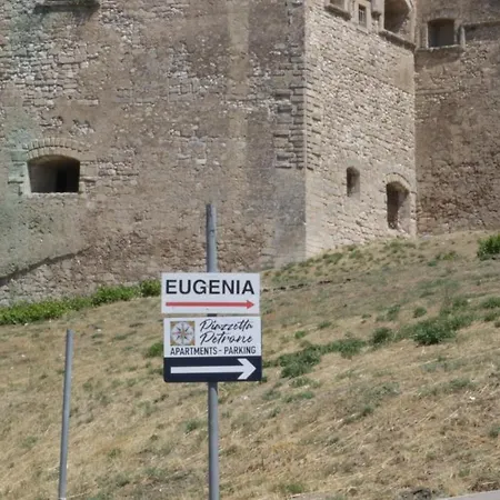 Lägenhet Piazzetta Petrone + Parking *